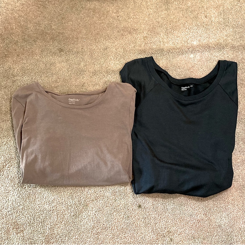 GapBody Long Sleeve Bundle (Mauve Top and Navy Sweater) - Large